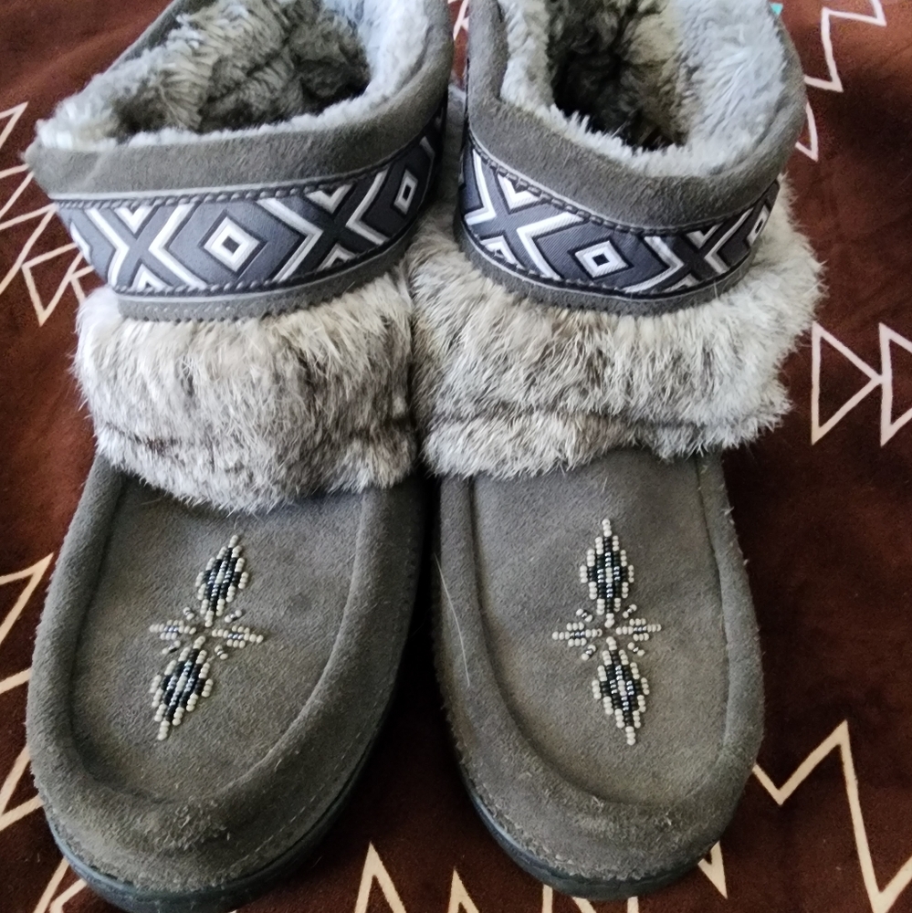 Gently used moccasin booties